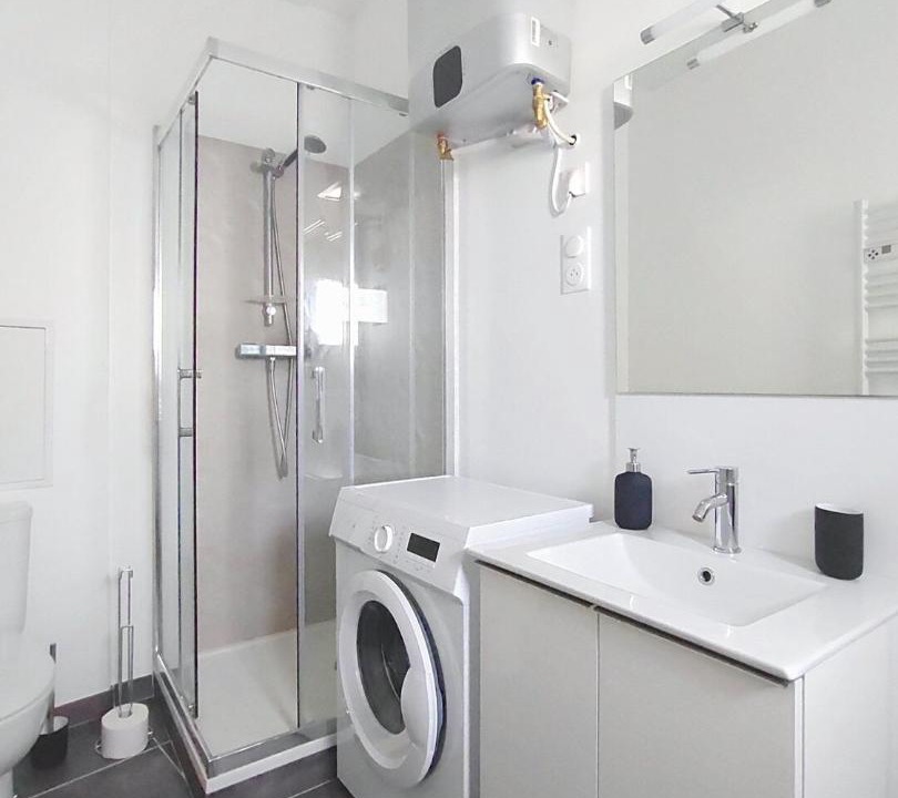 Photo of Others in Saint-Ay