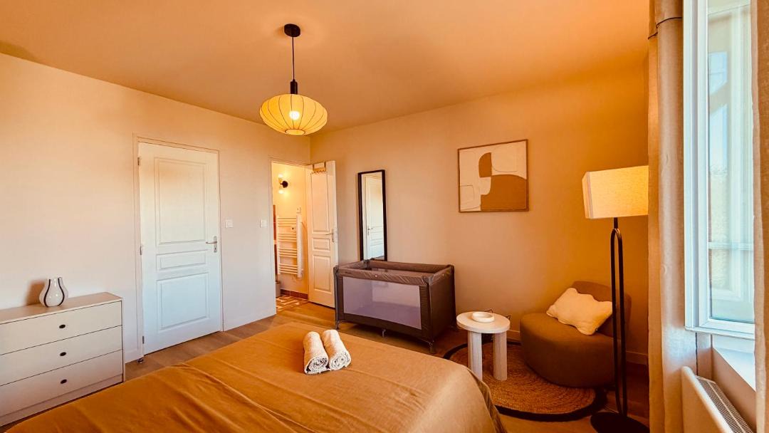 Photo of Bedroom in Montlucon