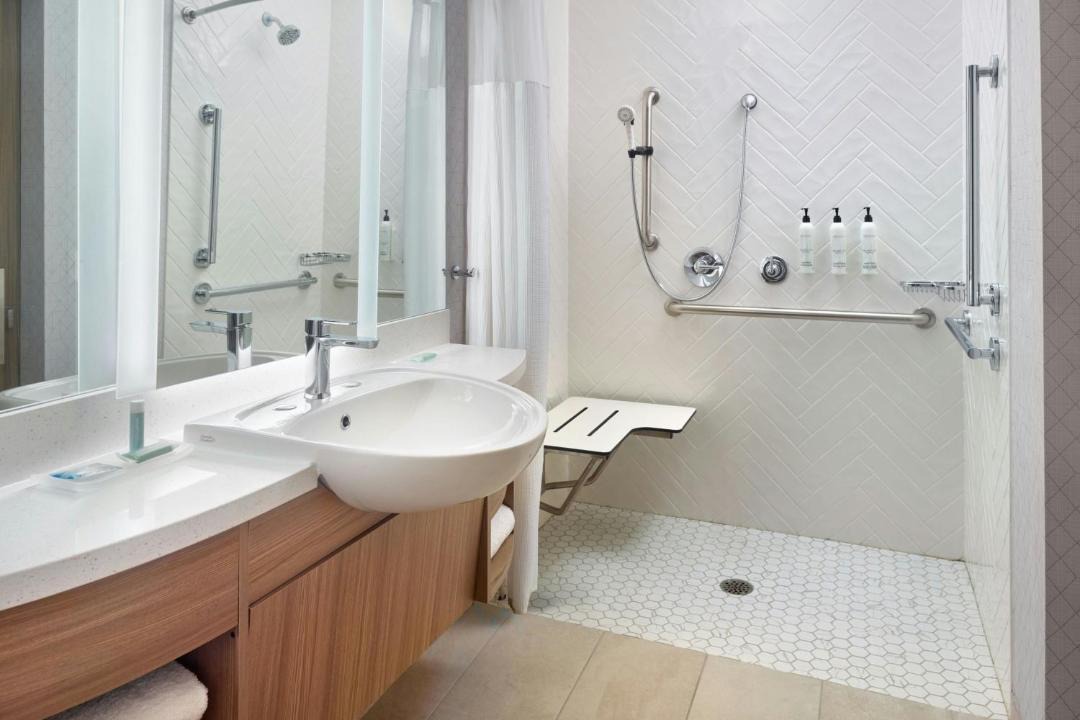 Photo of Bathroom in Locust Grove