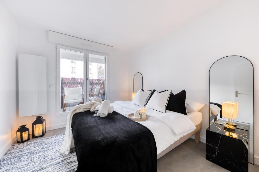 Photo of Bedroom in Sevres