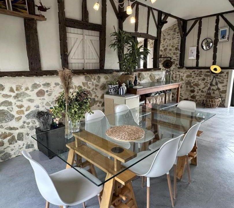 Photo of Others in Mimbaste