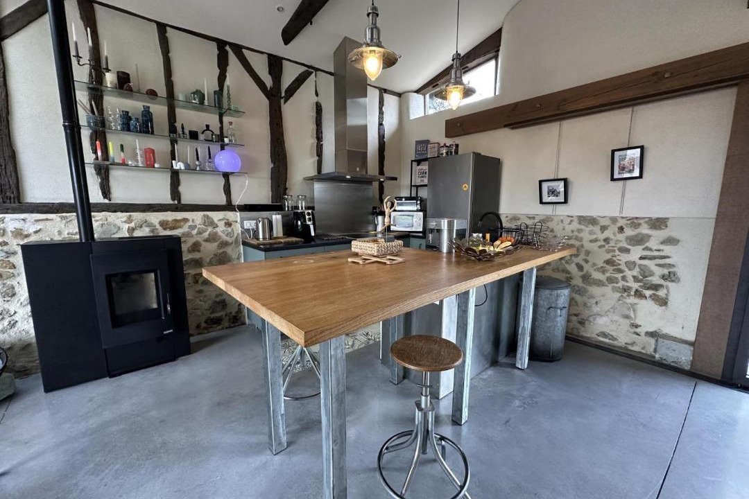 Photo of Others in Mimbaste