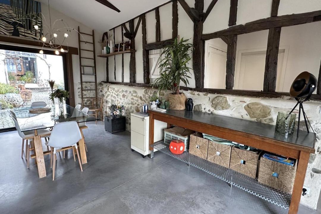 Photo of Others in Mimbaste