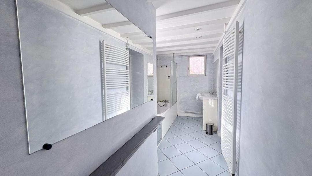 Photo of Bathroom in Boismont