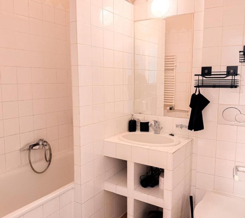 Photo of Bathroom in Plainpalais