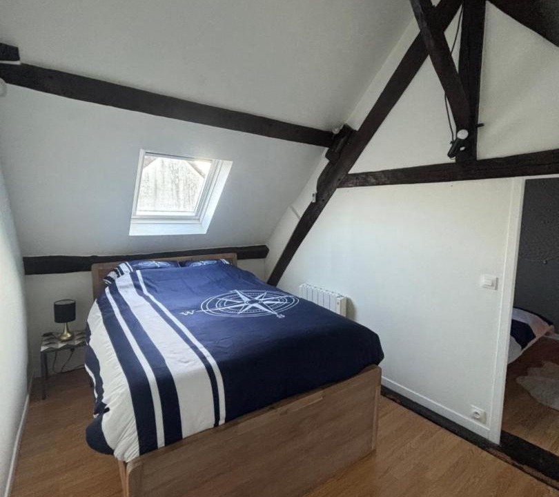 Photo of Bedroom in Verneuil-en-Halatte