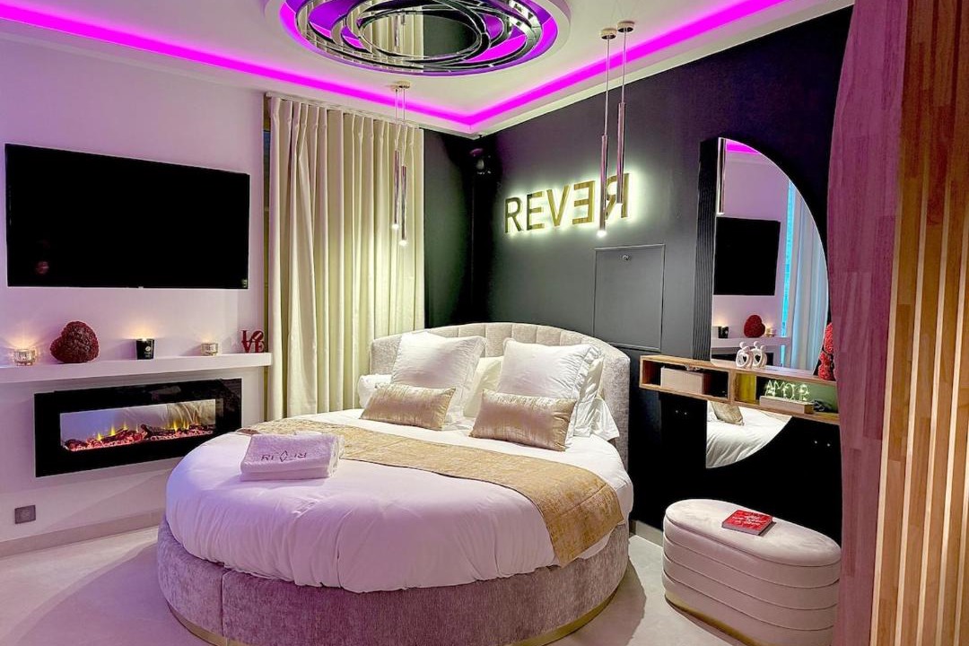Photo of Bedroom in Neauphle-le-Chateau