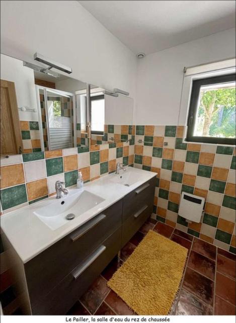 Photo of Bathroom in Gambetta