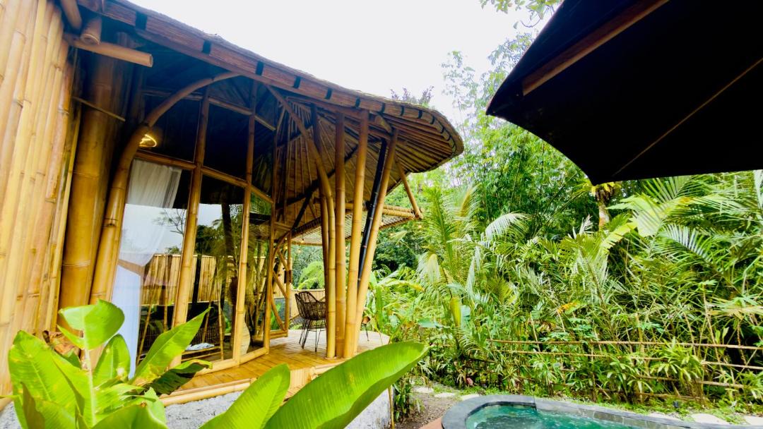 Photo of Others in Selat