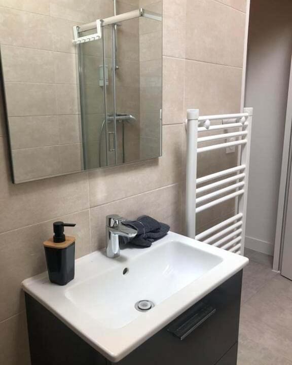 Photo of Bathroom in La Ferte-sous-Jouarre