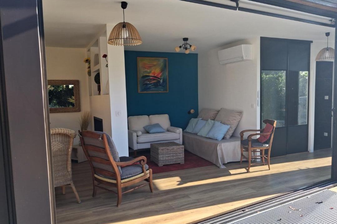 Photo of Others in Lumbin