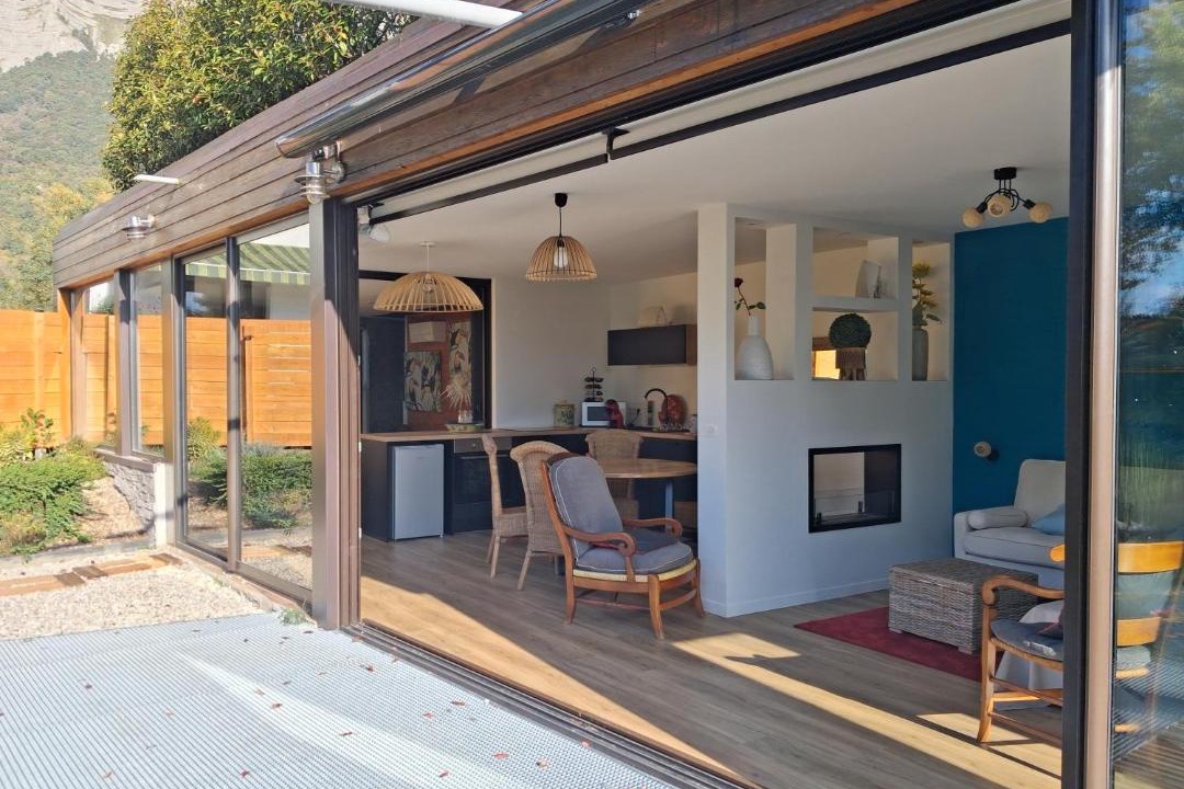 Photo of Others in Lumbin