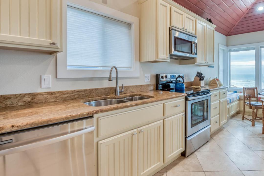 Photo of Kitchen in Lincoln City