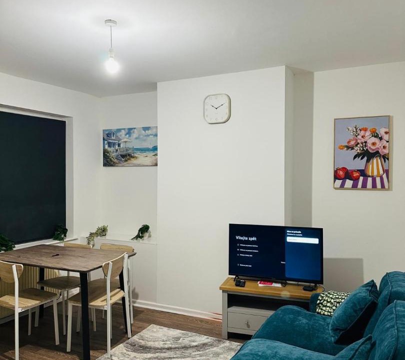 Photo of Livingroom in Gloucester