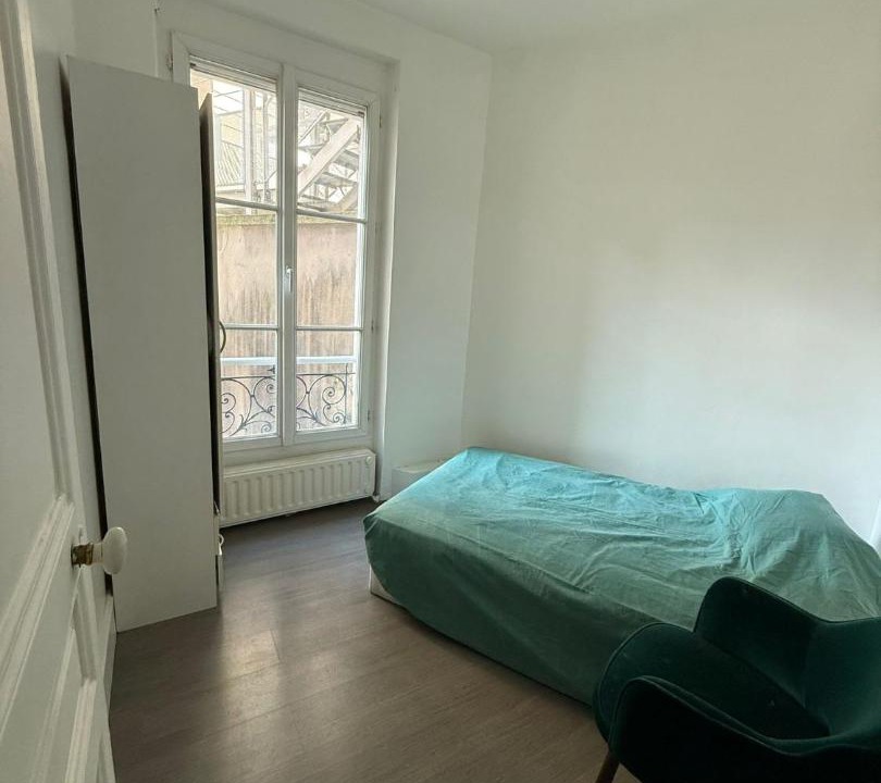 Photo of Bedroom in Montparnasse