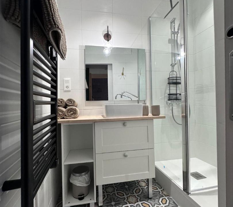 Photo of Bathroom in Gap