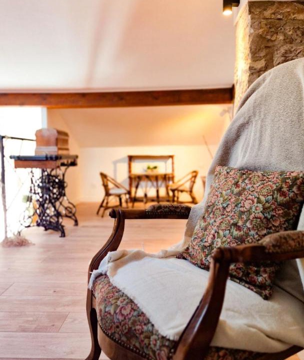 Photo of Others in Chateauneuf-Villevieille