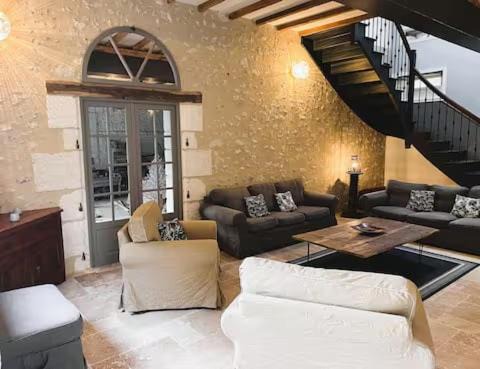 Photo of Others in Chateau-l'Eveque