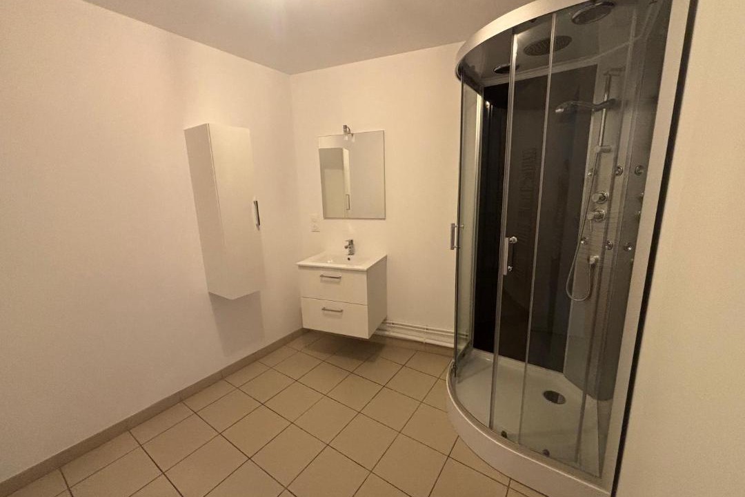Photo of Bathroom in Merlieux-et-Fouquerolles