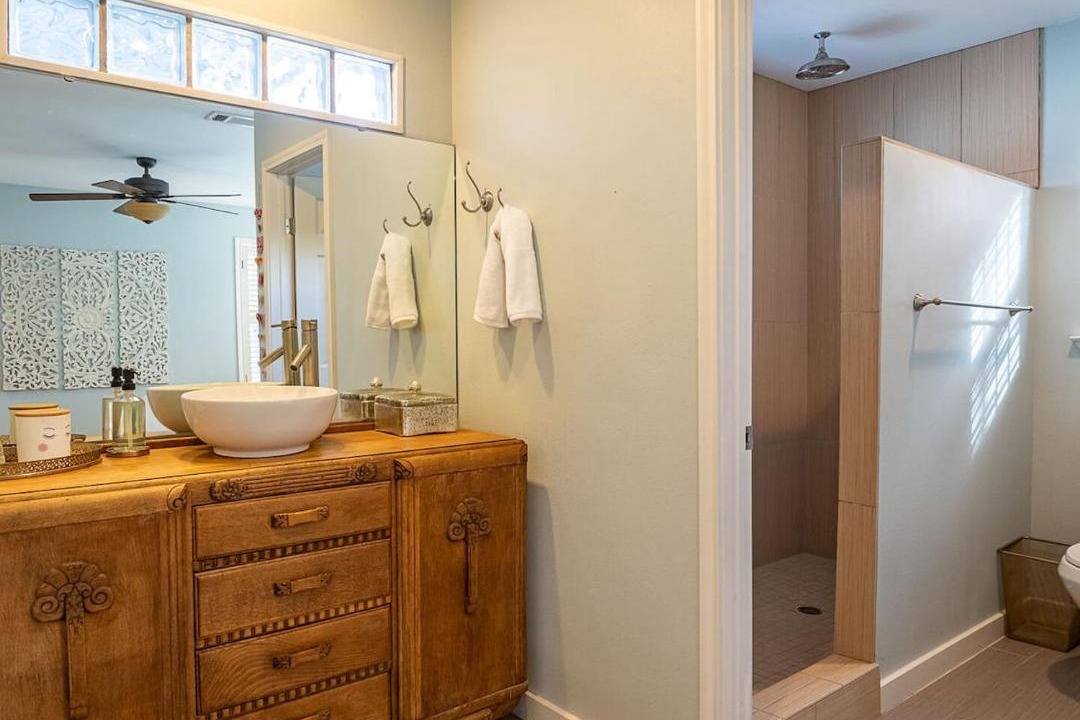 Photo of Bathroom in Rosewood