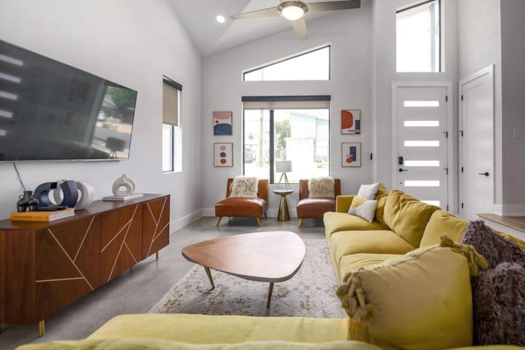 Photo of Livingroom in St. Johns