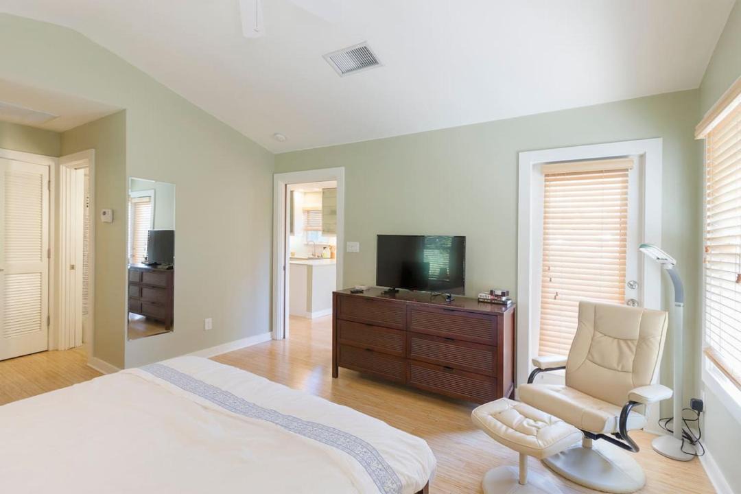 Photo of Bedroom in Tarrytown