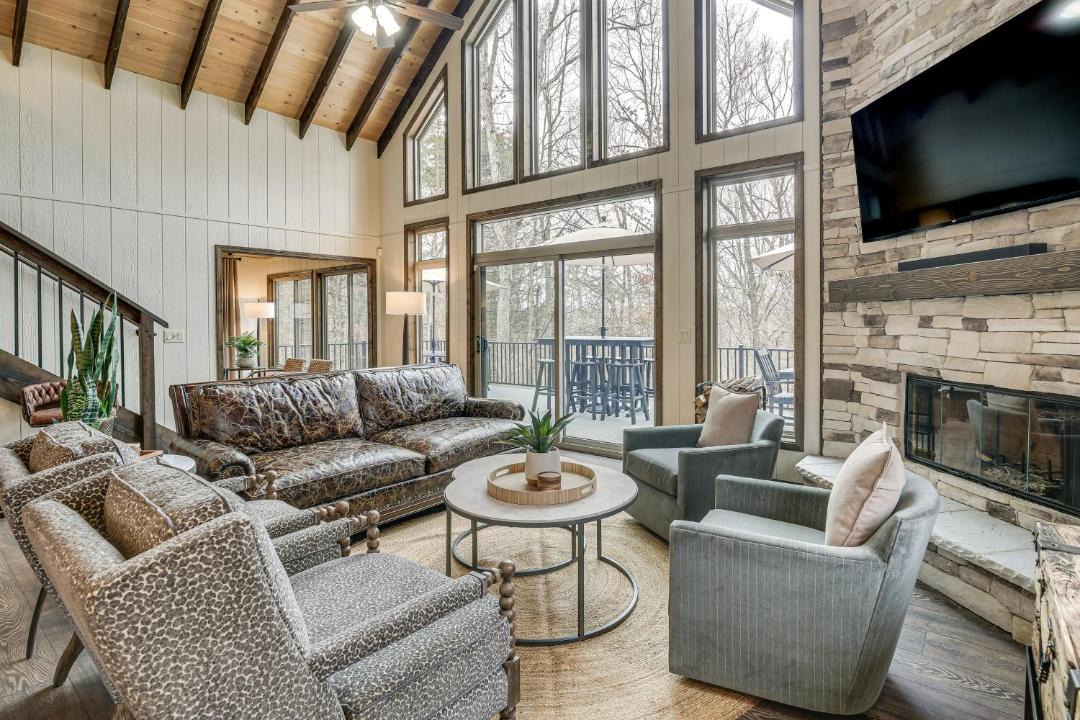 Photo of Livingroom in Innsbrook