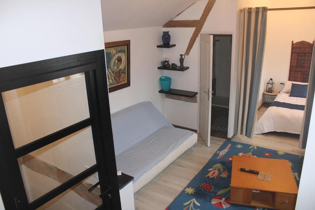 Photo of Bedroom in Castelnau-Riviere-Basse