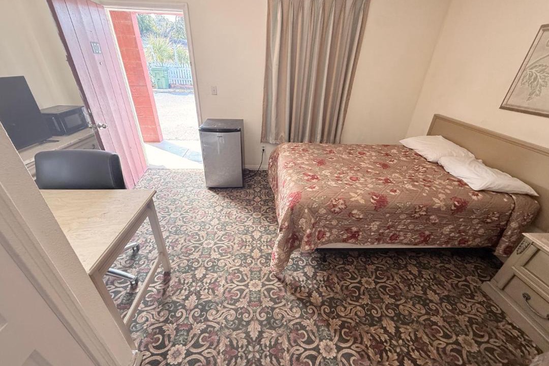 Photo of Bedroom in Laurel Park