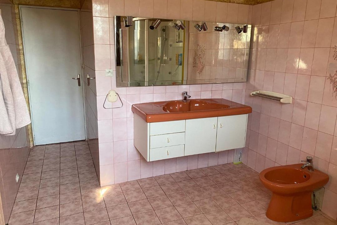 Photo of Bathroom in Auterive