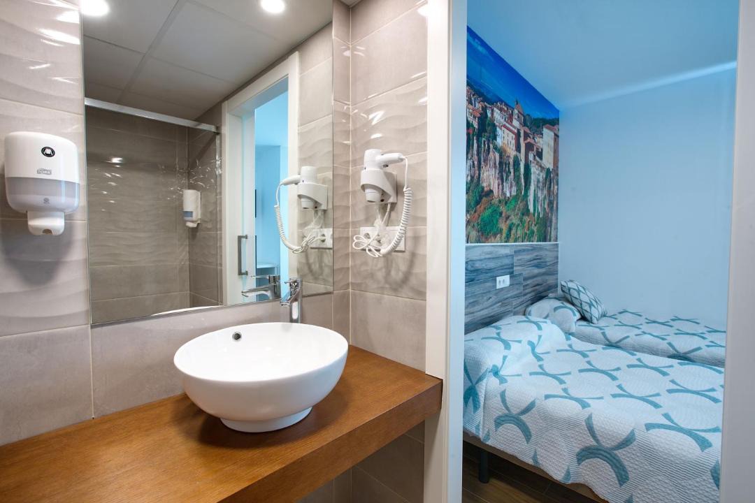 Photo of Bathroom in Carboneras de Guadazaon