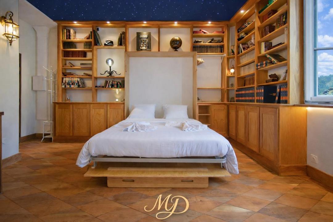 Photo of Bedroom in Grenoble City Centre