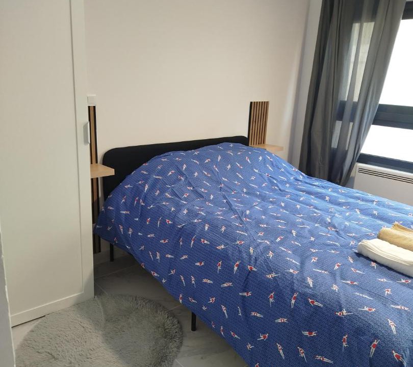 Photo of Bedroom in Mantes-la-Jolie