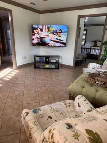 Photo of Livingroom in Dade City