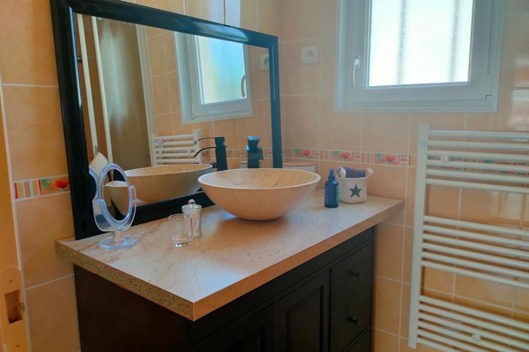 Photo of Bathroom in Pornic
