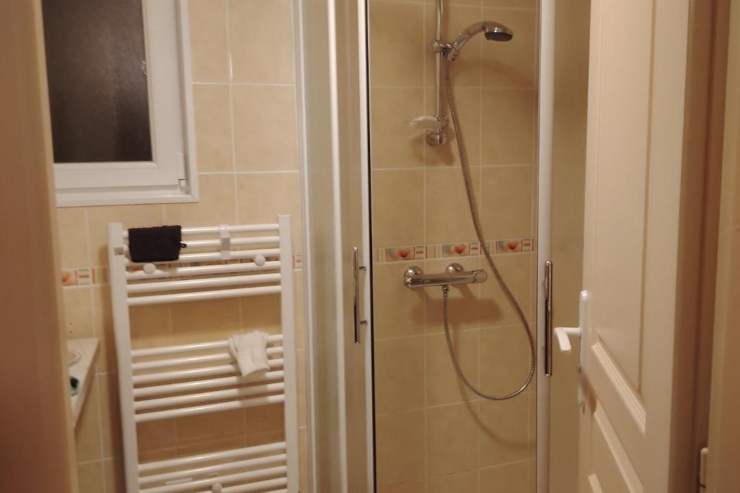 Photo of Bathroom in Pornic