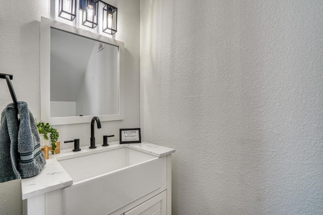 Photo of Bathroom in Graford