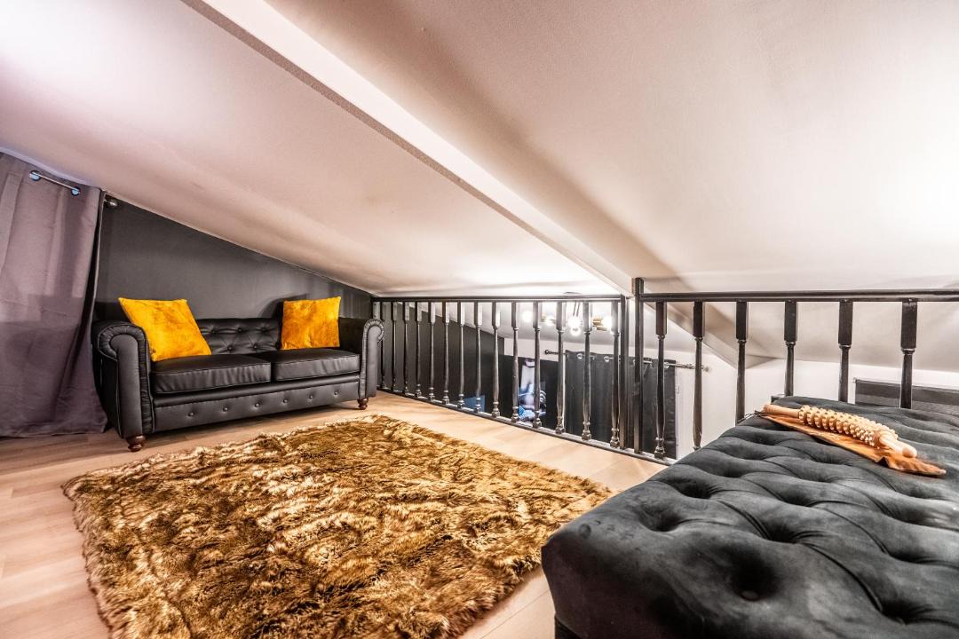 Photo of Others in Hermeray