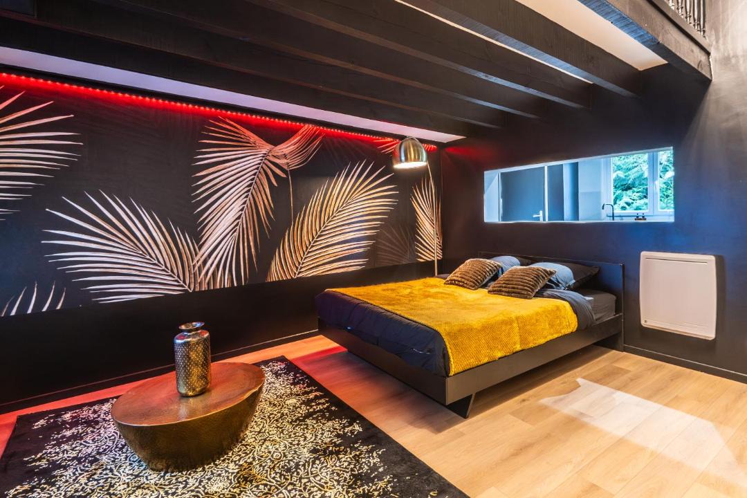 Photo of Others in Hermeray