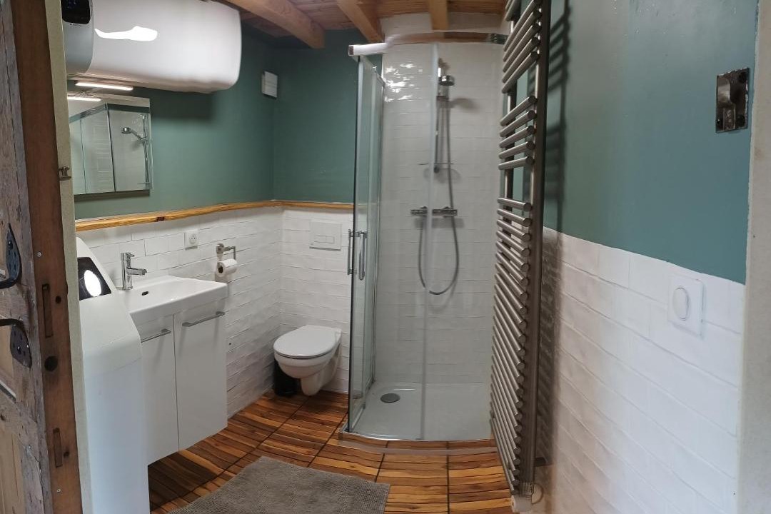 Photo of Bathroom in Mittois