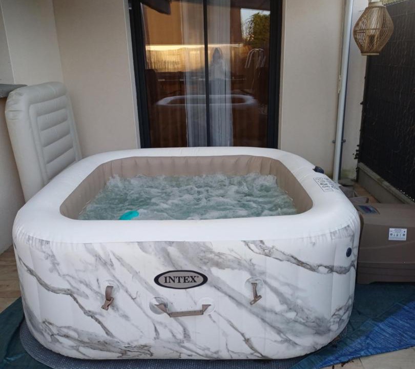 Photo of Others in Carquefou