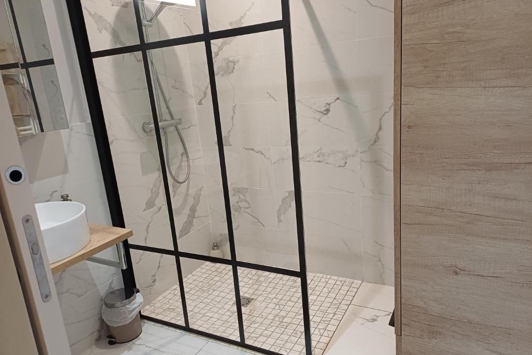 Photo of Bathroom in Carquefou