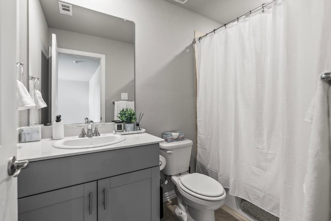 Photo of Bathroom in Farmersville