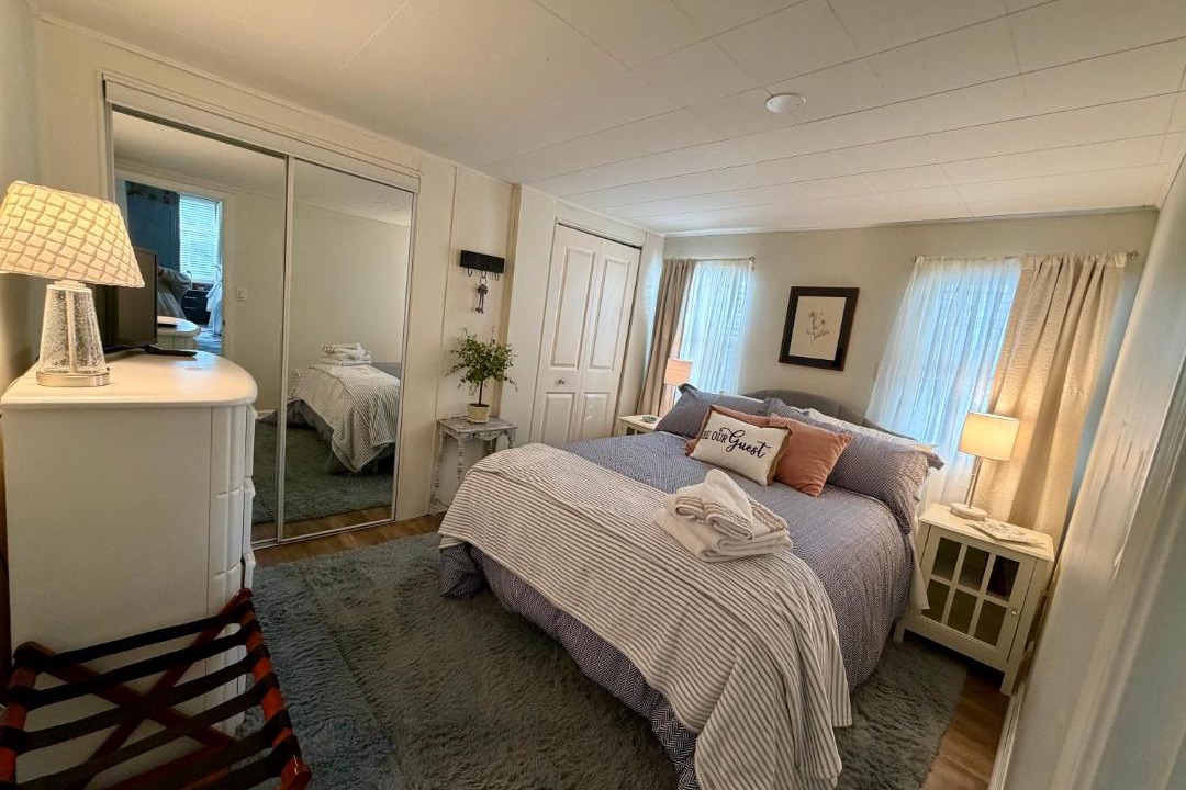 Photo of Bedroom in South Side Flats