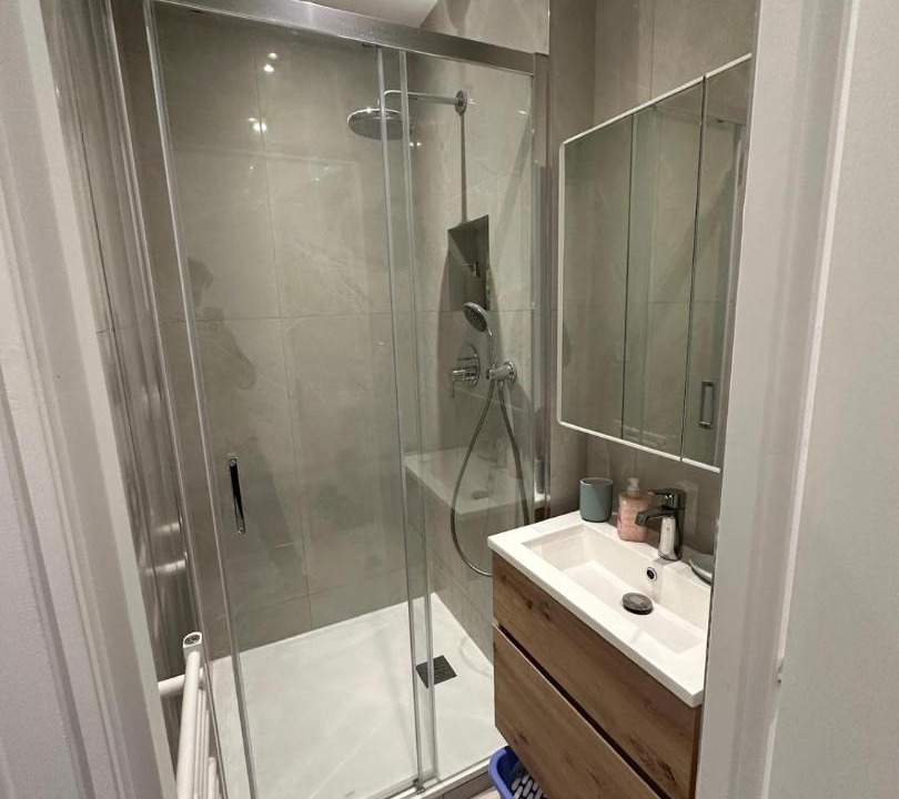 Photo of Bathroom in 13th Arrondissement