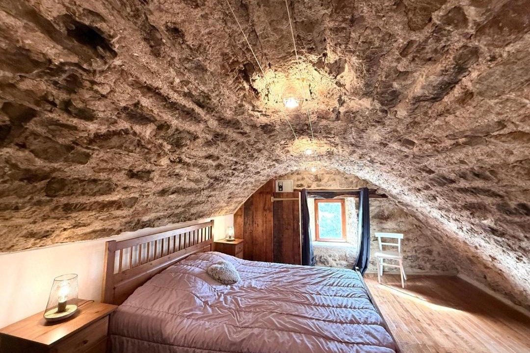 Photo of Bedroom in Saint-Beauzely