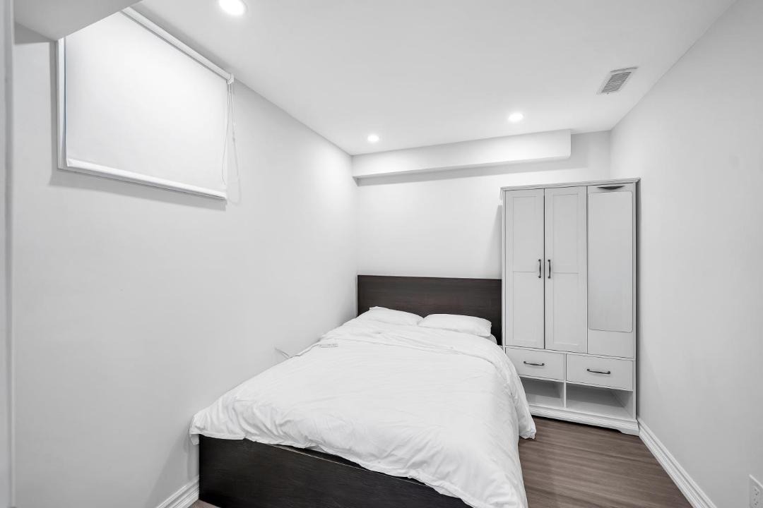 Photo of Bedroom in Pickering