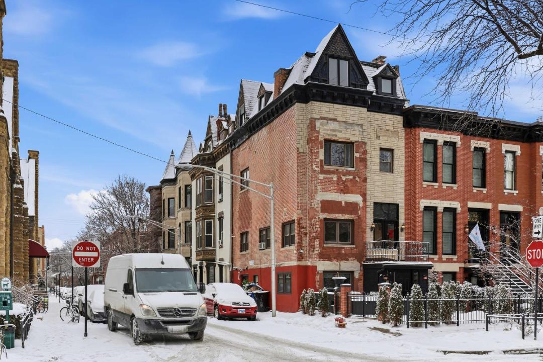 Photo of Buildings in Lincoln Park