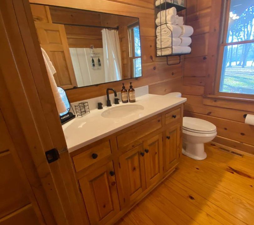 Photo of Bathroom in Castalian Springs