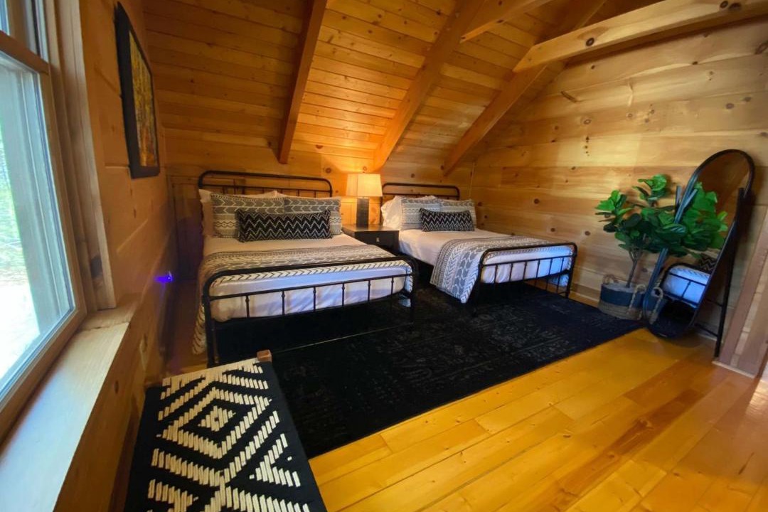 Photo of Bedroom in Castalian Springs